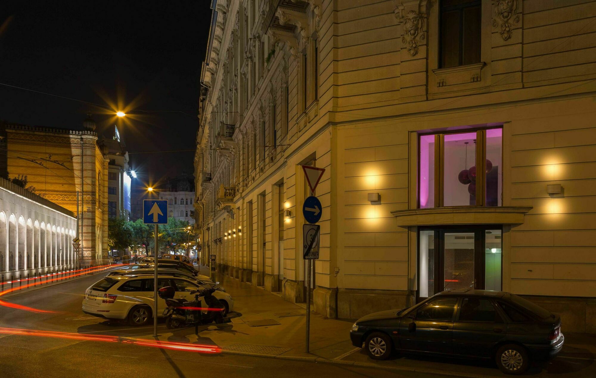 布达佩斯记忆酒店 外观 照片